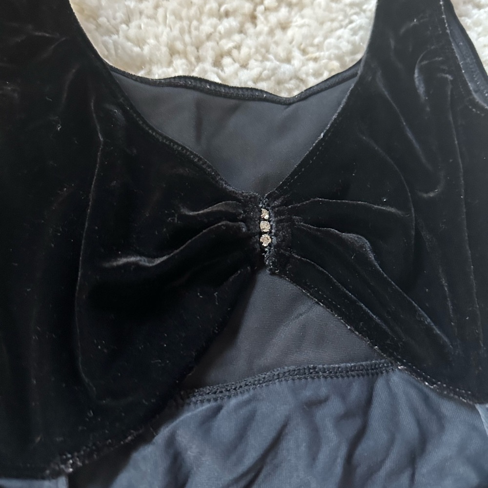 Cute adorable vintage cleavage black diamond velvet one piece bathing sw… - Picture 6 of 6